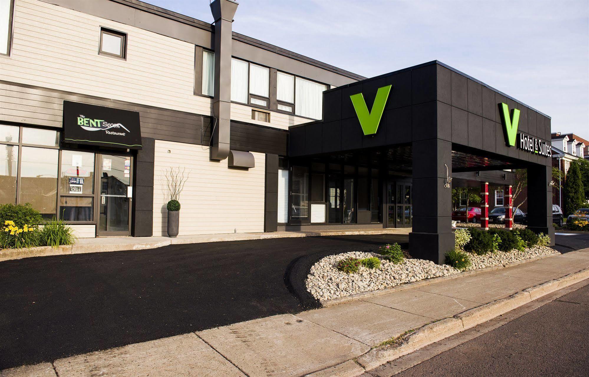 V Hotel & Suites Moncton Exterior photo